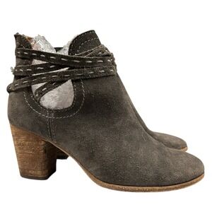 Frye Boots 6.5B Suede "Naomi" Pickstitch Shootie Booties in Grigio Low Ankle